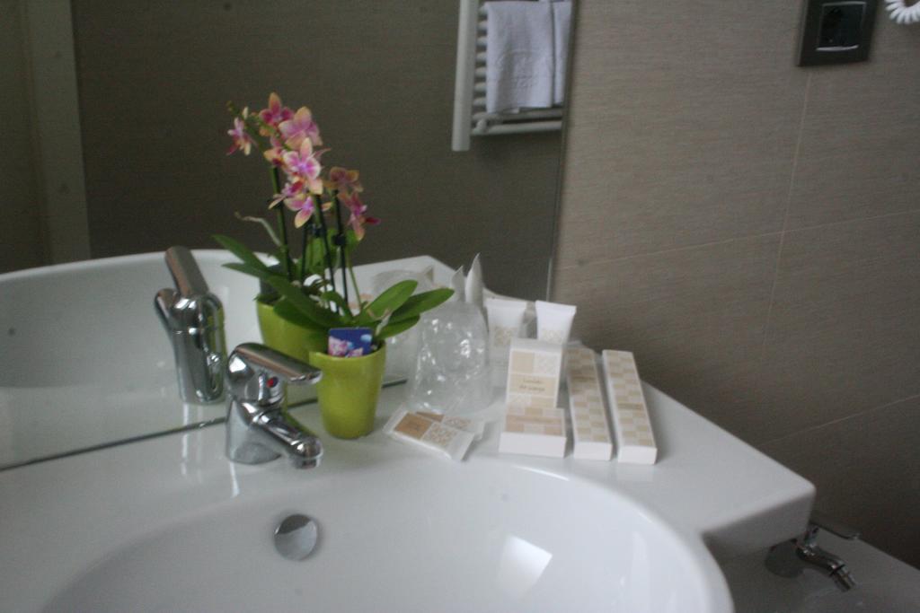 Eva Hotel 3*