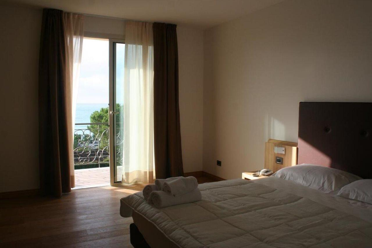 Eva Hotel